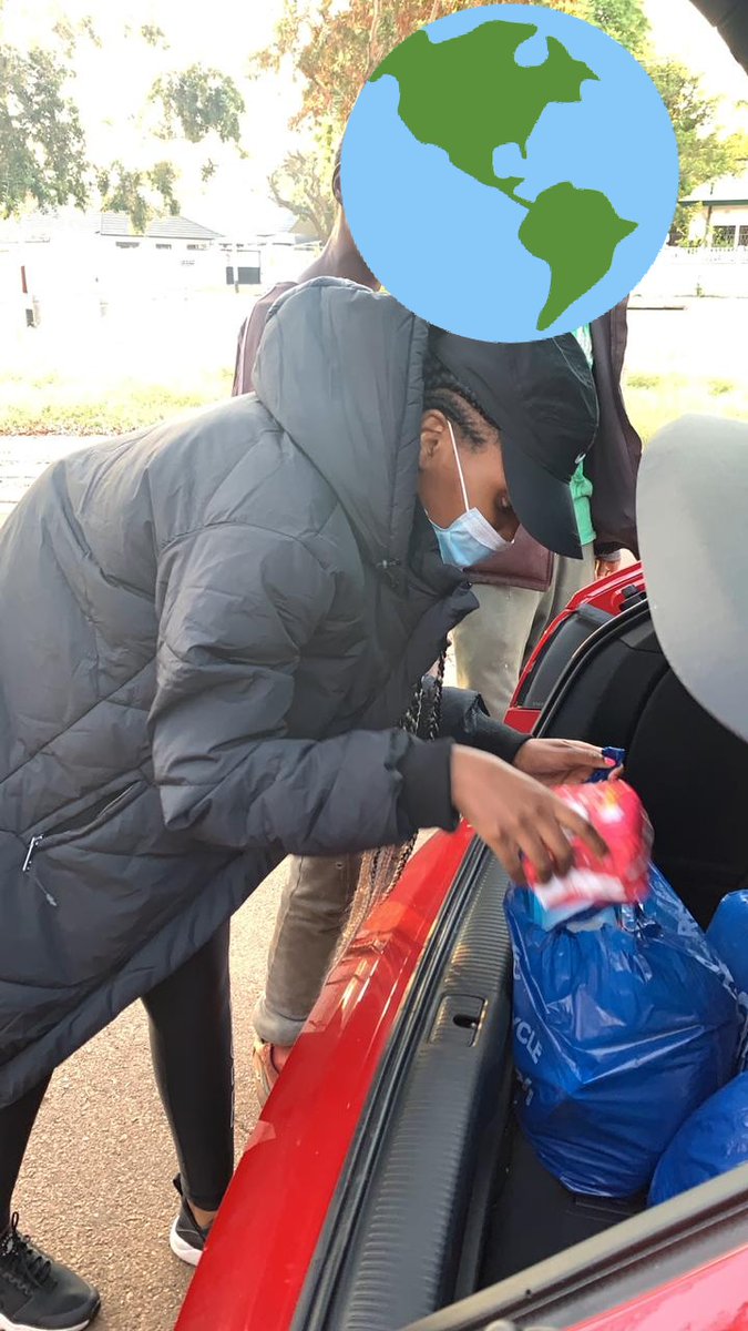 RAC_NPO's tweet photo. We did the Food Parcels for the homeless and it was a success, drove around Hatfield and Sunnyside handing out food parcels to the homeless people 🙌🏾🙏🏾 @m_boikgantsho @__KamoMaja @PhiweSkosana. We would really like to appreciate everyone who donated #LendingAHand #RAC https://t.co/uKlp1yWxoX