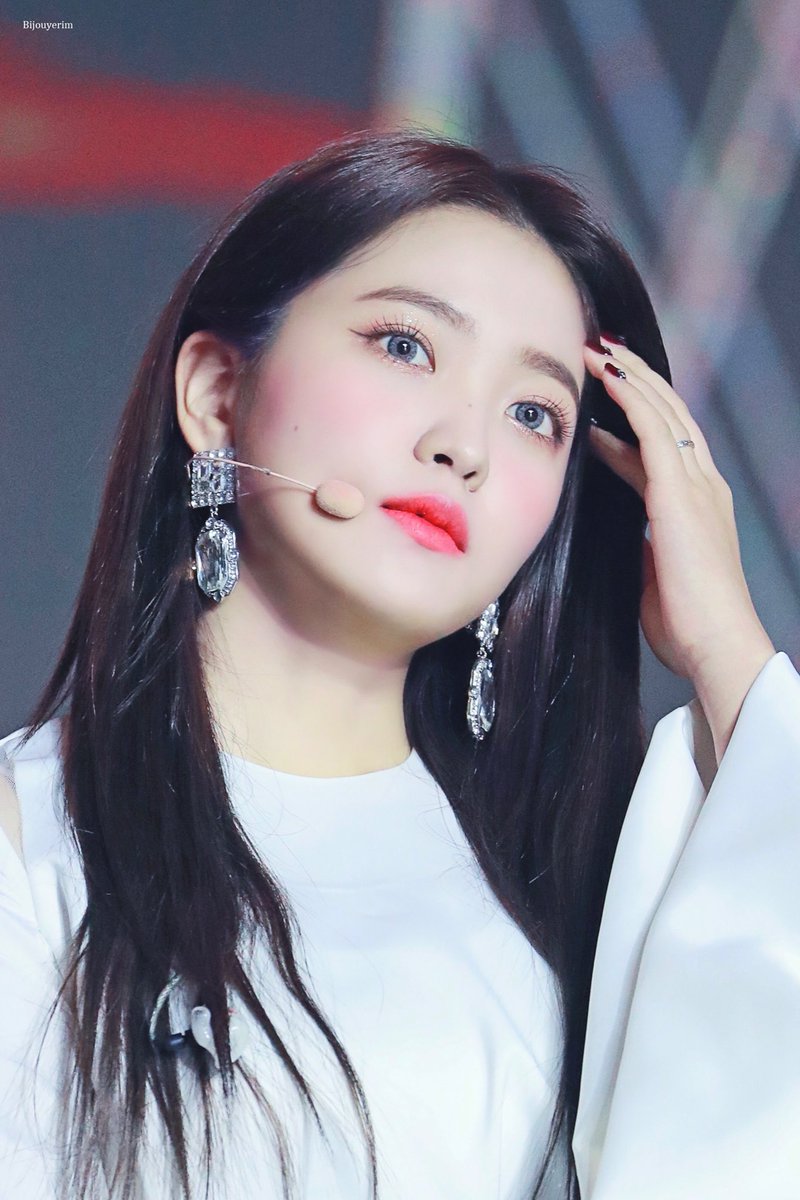archivedyeri's tweet photo. 181220 https://t.co/kGi6e9b5tY