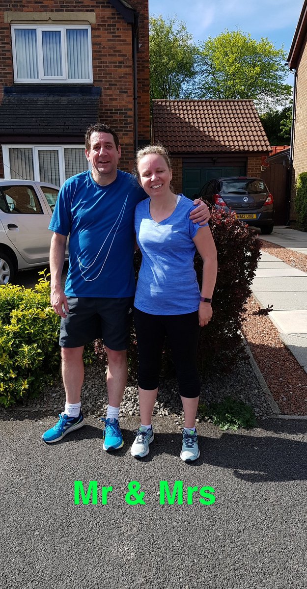 LordSmythe's tweet photo. #Runstreak day 4885 - another fab #TheCrofters #pathrun all within social distancing guidelines of course - seeing neighbours improving their fitness & times over lockdown delights me - here's some pathrunner pics including today's #potw π pathrun (c) #LordOfTheStreak https://t.co/vySAaqgbS0