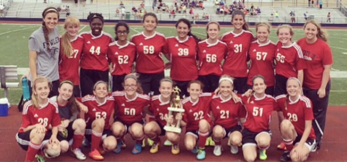 Can you believe this👀 
FIVE years ago today Coach Lueders, <a href="/madistarrett/">Madi Starrett</a>, <a href="/devynflannery/">dev</a>, <a href="/20kristenfish/">kristen fish</a> were Middle School district champs together. Look at all that has been accomplished since!  💚 #2020vision #allgrownup <a href="/FowlerFalcons07/">Fowler Middle School</a> <a href="/LebanonTrailHS/">Lebanon Trail</a> <a href="/Friscoisdsports/">Official Frisco ISD Sports</a>