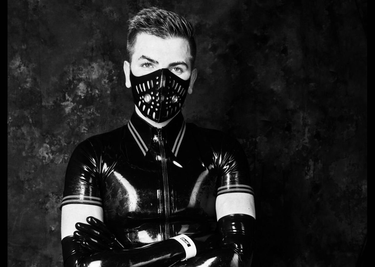 EuroPerve's tweet photo. Rubberboy @kinkitupbitch at the Amsterdam rubber fetish party @EuroPerve https://t.co/T6xCBoSzvS https://t.co/61DG4DG5s7