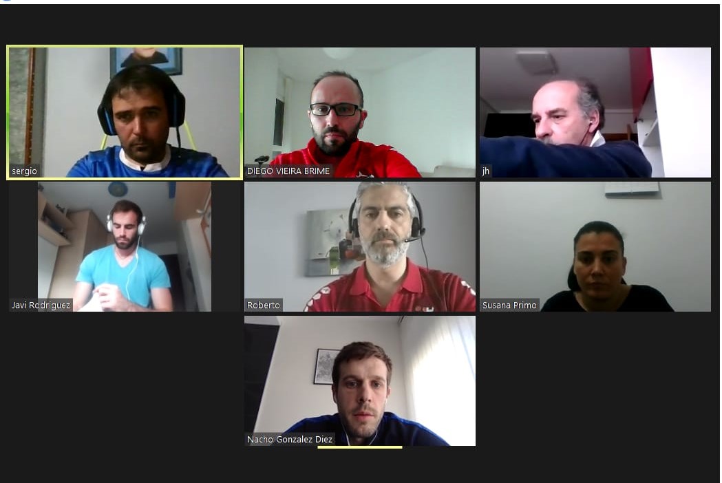 💻¡Seguimos trabajando sin parar!

Esta tarde los entrenadores del Club Balonmano Burgos se han reunido para analizar la situación actual y compartir interesantes puntos de vista sobre diferentes áreas de mejora para la temporada 2020-2021. 

¡Gracias a todos!