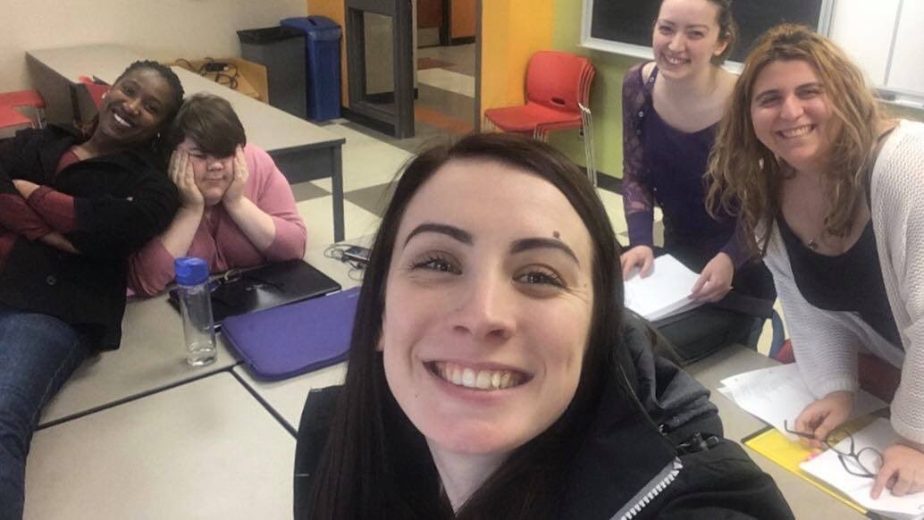 juliamasciotra's tweet photo. This was before we learned that after our March break we would have online college classes😭 the last class selfie before we were suppose to graduate from college #lastnormalphoto @rbrushxo https://t.co/Prw4oJ6BGf