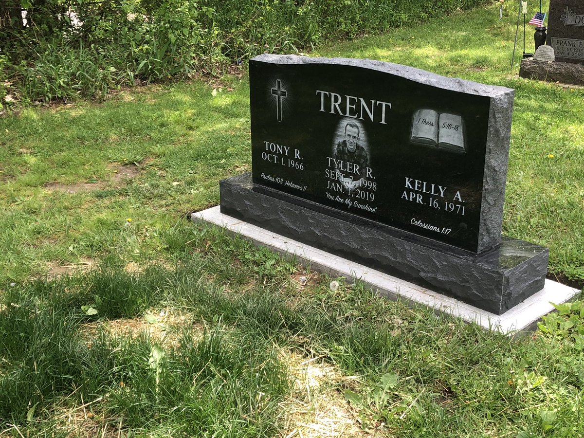 Kat9798's tweet photo. So this happened yesterday!❤️ Thankful it’s finally up, but, boy was it hard too! 💔 @TonyTrent10 @theTylerTrent @theblaketrent @TheEthanTrent https://t.co/vxii3vW0ji