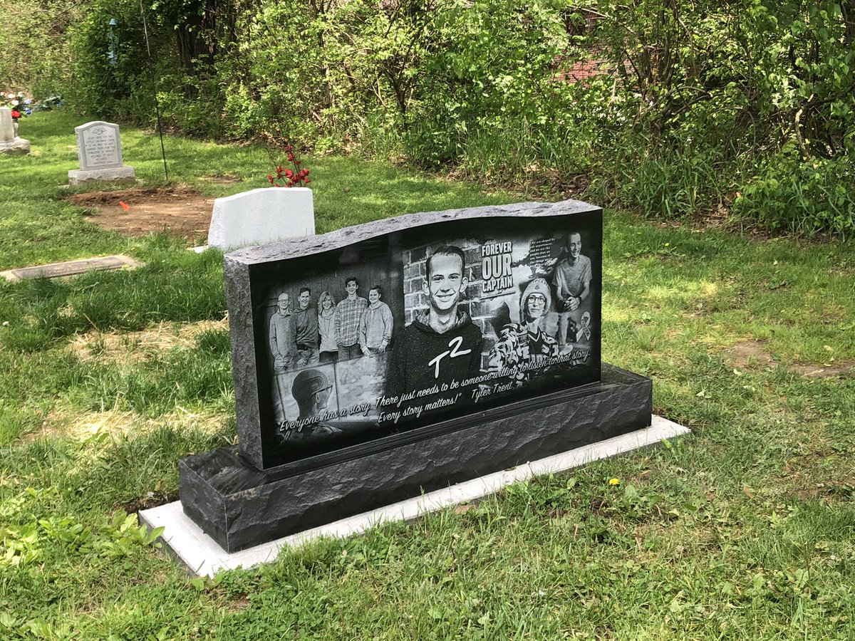 Kat9798's tweet photo. So this happened yesterday!❤️ Thankful it’s finally up, but, boy was it hard too! 💔 @TonyTrent10 @theTylerTrent @theblaketrent @TheEthanTrent https://t.co/vxii3vW0ji