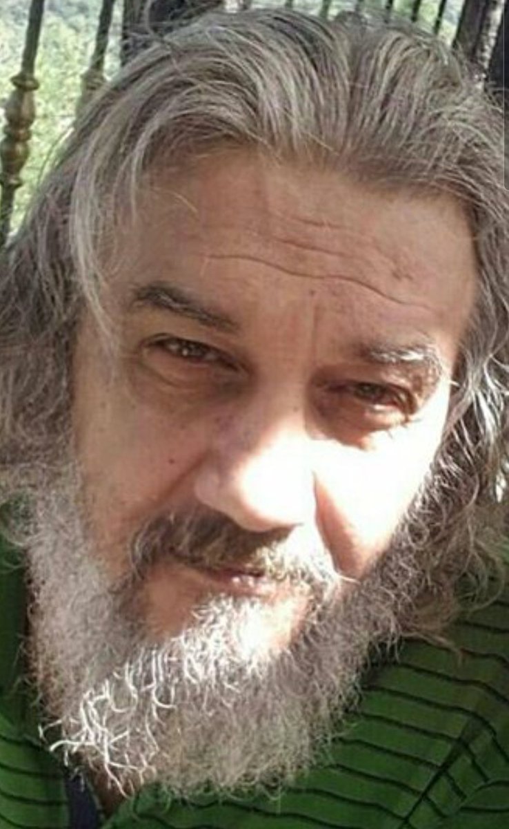 #AsraSığmayanYolculuk çığırı açtı, kemalistleri çok korkuttu, onların birer leş olduğunu haykırdı. 
Rahmet-i Rahmana gitti. 
Allah rahmet eylesin amin 
Büyük kumandan