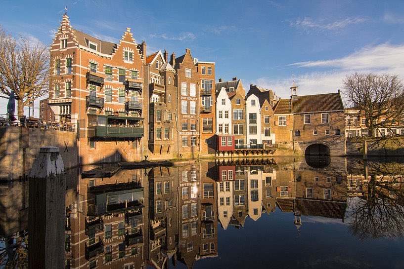 dirkjanjanssen's tweet photo. Ah, ¡Amsterdam!

No señores. Solo algunas ciudades holandesas que son igual de bonitas. 

Pero por favor no le digas a nadie, nos gusta mantenerlo en secreto. https://t.co/5vpFI9dZZf