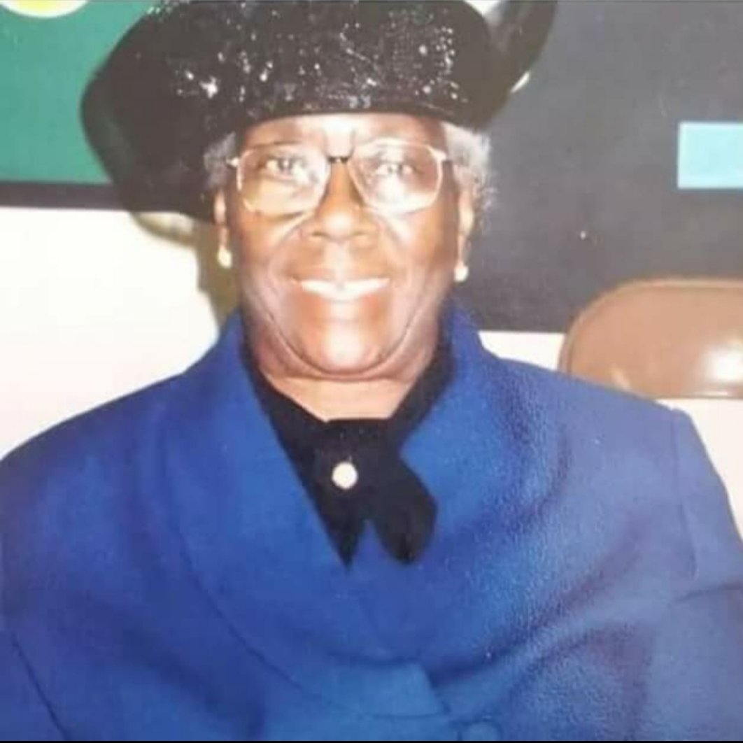 JamesLGauseJr's tweet image. June 8, 1924 - May 16, 2015
No matter how hard I trying to cover it up this is always an emotional day for me! They say it gets better with time but I still miss you like crazy and it still hurts! I know you're enjoying Heaven, I'll see you later Mama!!! Always Love &amp;amp; Miss You!!!