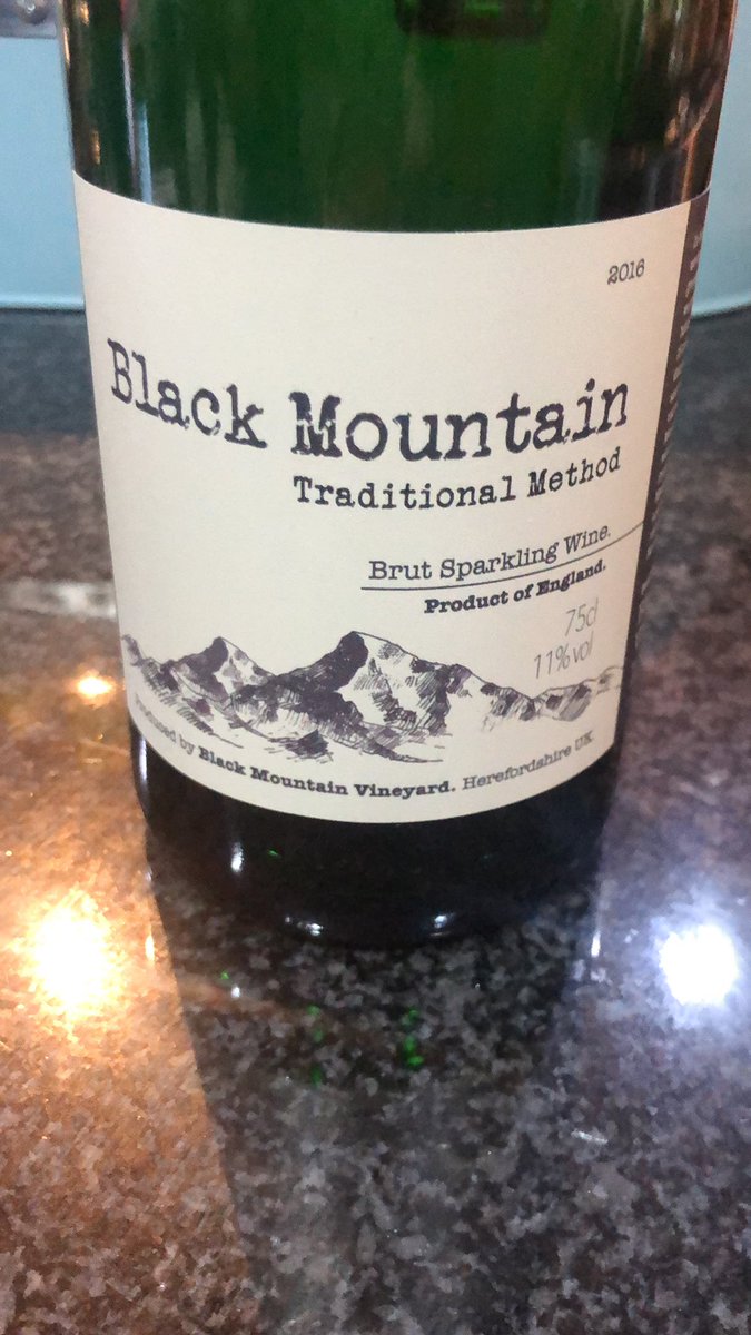 saravaug2's tweet photo. In my lockdown theme of being #local celebrated πΎ#blackmountain vineyard thanks to @HopesofLongtown only as young as I feel....... https://t.co/QfNcWkLGXR