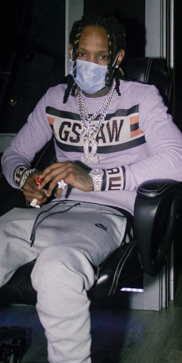 KingVonFrmdaWic's tweet photo. Trust None... Bitch I Don’t https://t.co/4uN4WjWrdZ