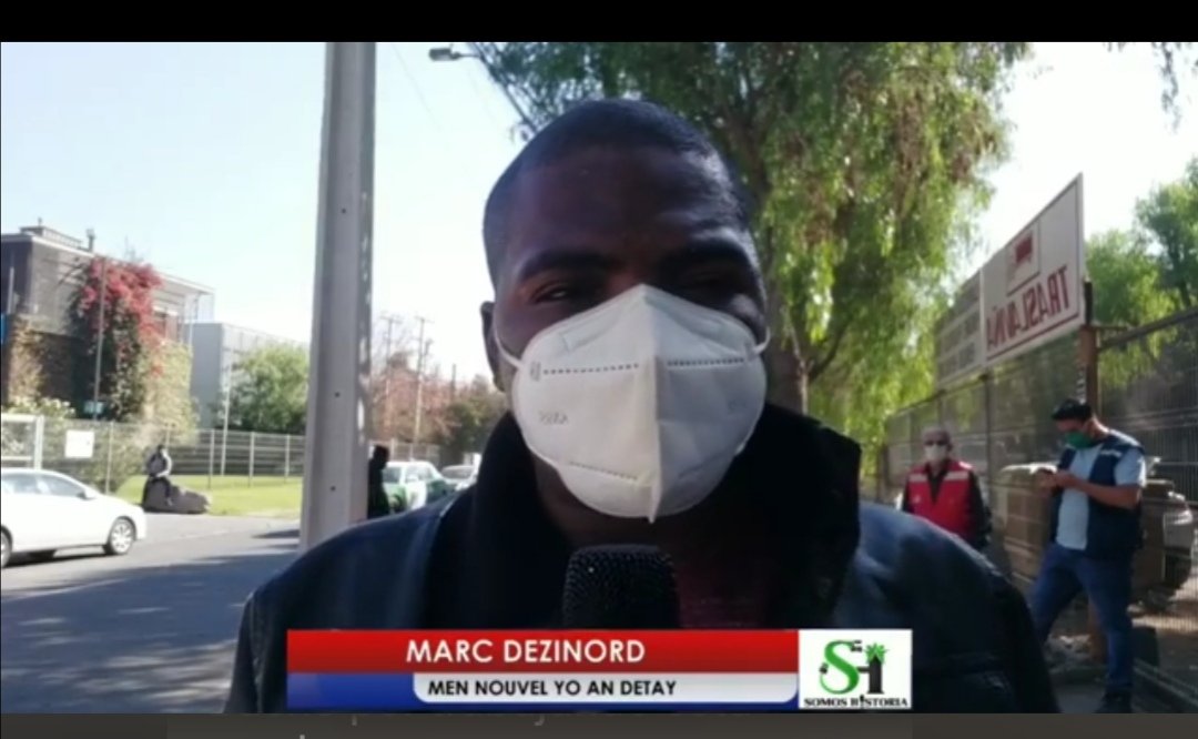 RP_migrantes's tweet photo. 🔴Denunciamos la agresión de ayer a Marc Dezinord, por parte de Carabineros, cuando el periodista hacia reportería, en medio de la concentración de trabajadorxs que reclamaban por sus pagos y liquidaciones a una industria de alimentos en Quilicura  https://t.co/6cOAiBHrz2 https://t.co/bjm59yqSoQ