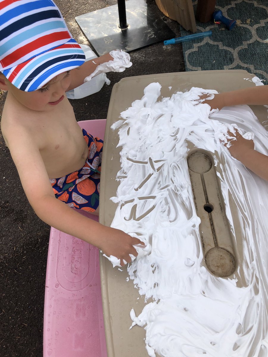 Steeniee9's tweet photo. Playing with shaving cream and practicing our letters #twins #prekpractice #letterpractice #qcsdshareyourlearning #beautifulday https://t.co/hCTKi3u3T8