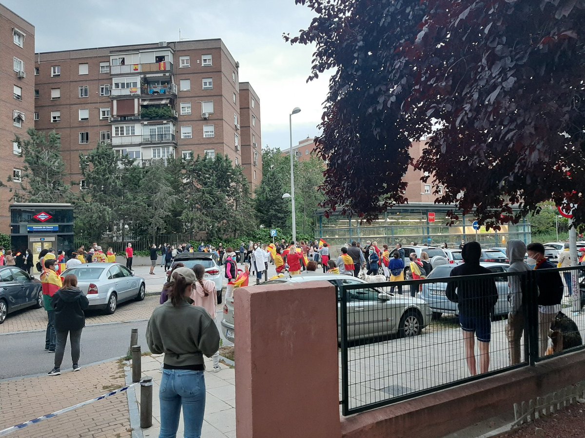 ggalanizq21's tweet photo. En Alameda de Osuna se suman a no pasar de fase https://t.co/nweZMiI8ga