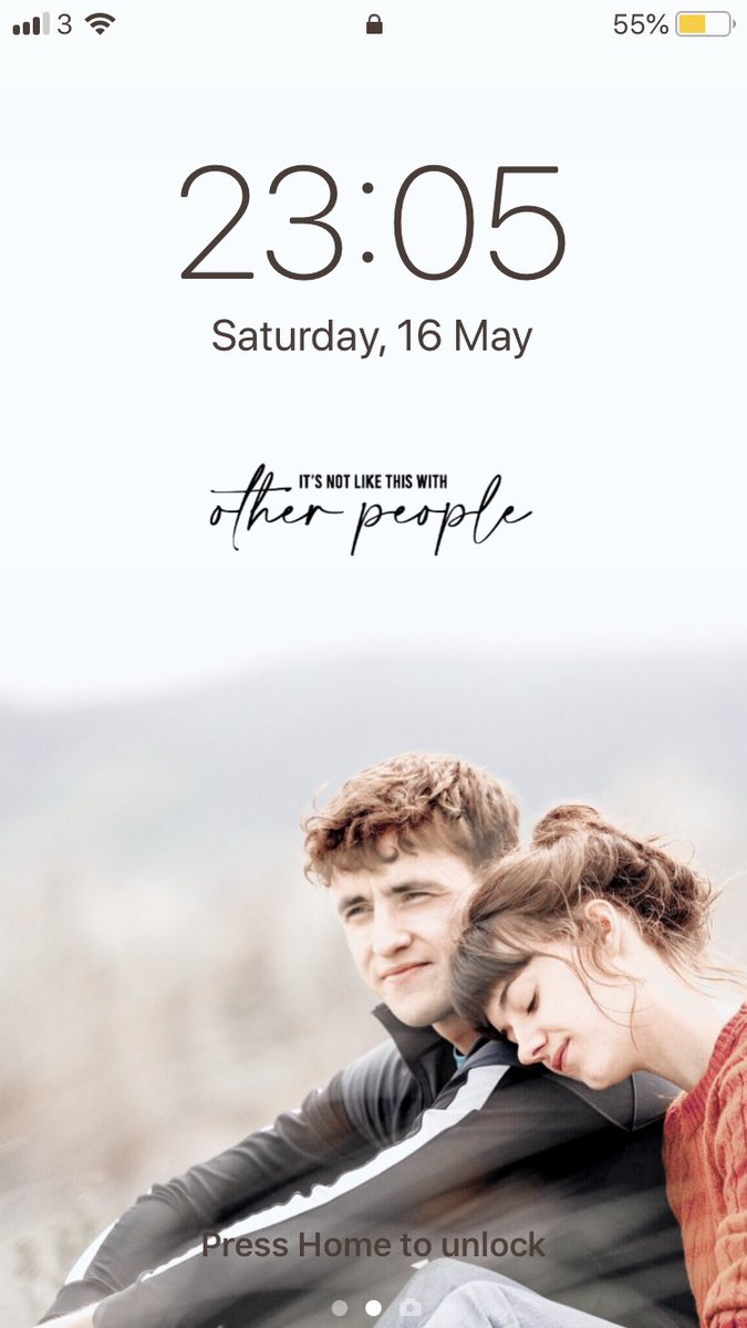 locks✨ tweet media