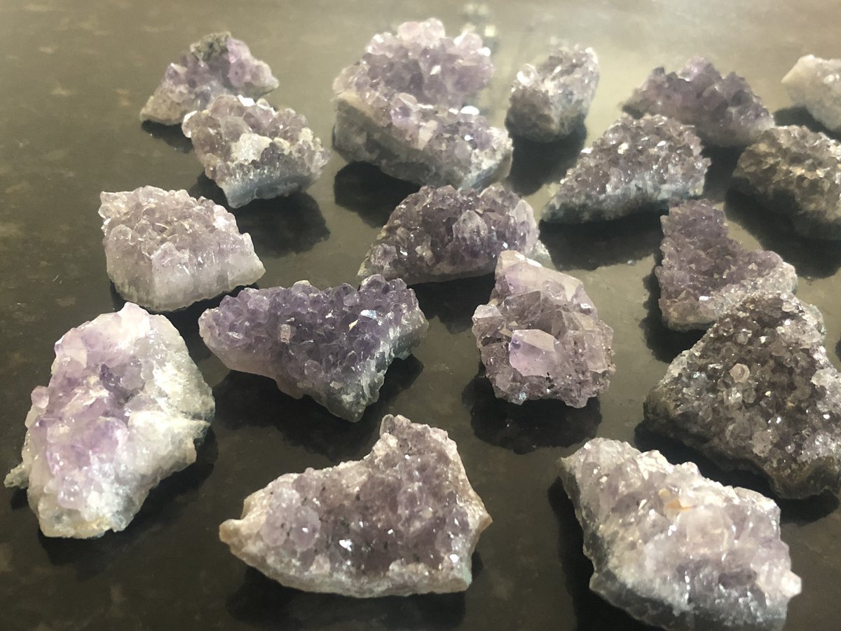 I am going to give a free amethyst crystal away to one random person who likes and retweets this tweet ! Must be following me and located in Continental US. I’ll be choosing the winner on 5/25!