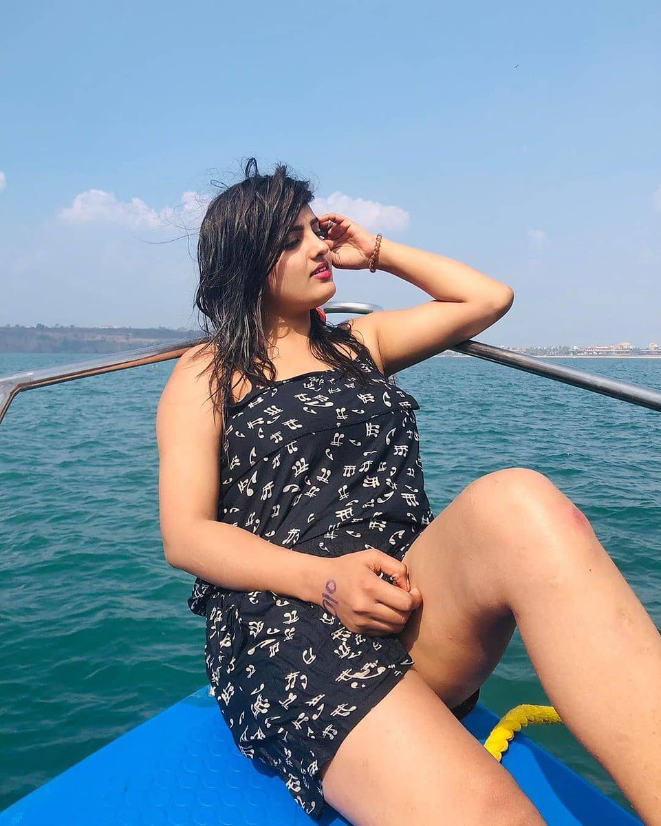 actressadore12's tweet photo. #model #indianmodel #indianmodels  #nattukattai #tamilponnu #indiangirl #tamilgirl #hotassets #hotgirl #hotmodel #sexymodel #malluhottie #thunderthighs #innerthigh #sexythighs #hotthighs #hotlegs #seductivelook #seductive https://t.co/5lU8q6zMlK