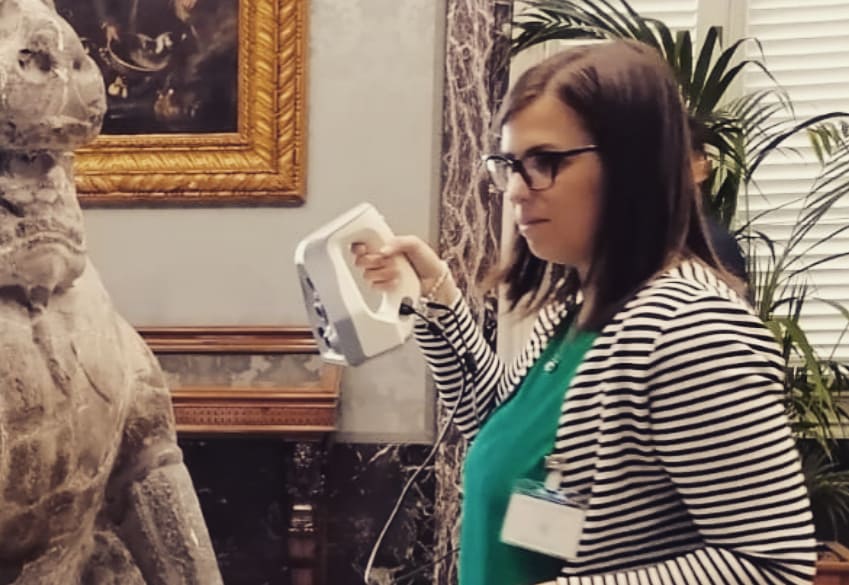 Mnemosyne3D's tweet photo. #tecnologiamw #technologymw
La tecnologia come insieme di conoscenza e tecnica.
Con il nostro lavoro fondiamo conoscenza del passato e tecniche digitali verso una nuova idea di museo. 
#MuseumWeek #MuseumWeek2020 #Togetherness  #MuseumsfromHome #MuseumsforCulture https://t.co/AA8BE9BhbJ