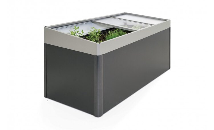 alfrestore's tweet photo. Our #raisedvegetableplanter is a fantastic addition to any garden! 🌱 A stylish and modern item from our #Biohort range, this planter is available in 6 sizes and 2 different colours- head to https://t.co/9j3l6p84Rm to check it out 📲🌳 #gardenuk https://t.co/ojGcd7BjSW