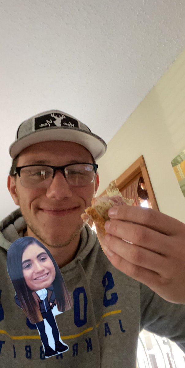 NathanGauer's tweet photo. Happy Birthday #flathavyn #flathavynsocialdistancing @HeinzHavyn @tigerheinz57 @peggyplus6 https://t.co/TtVyTpkkfl