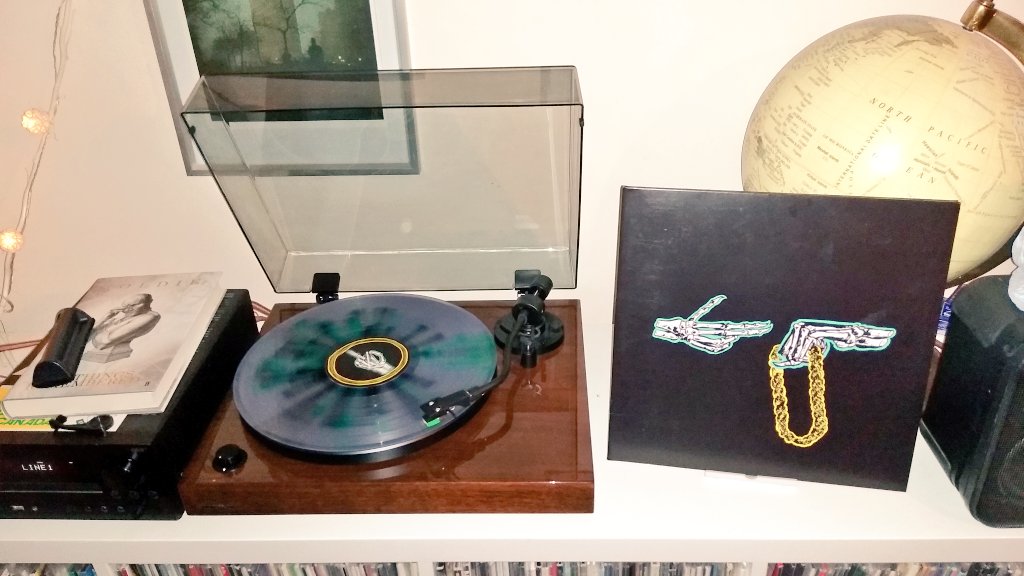 blueskiesecho's tweet photo. #np Run The Jewels #RTJ1 #vinylrecords #vinylcollection Where it all began for 👉🤛 countdown now begins for #RTJ4 😍 https://t.co/4T5VLSYRax