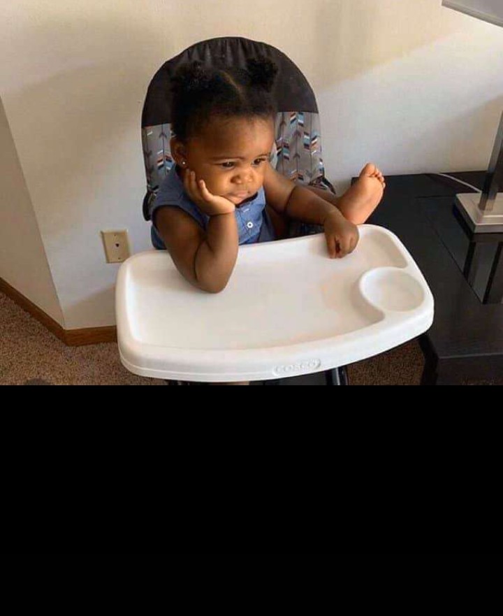 trafford_debbie's tweet photo. How Ugandans chill not bothered about the new covid19 cases but busy watching battles. 😂😂😂😂
#NBSSNL Vs #NTVDANCEPARTY https://t.co/7XzrIjFxqj