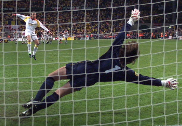 forzacimbom's tweet photo. ve Türkiye'de hiçbir takım Galatasaray olamadı... 

 #17Mayıs2000 https://t.co/Bwx0INh4QQ