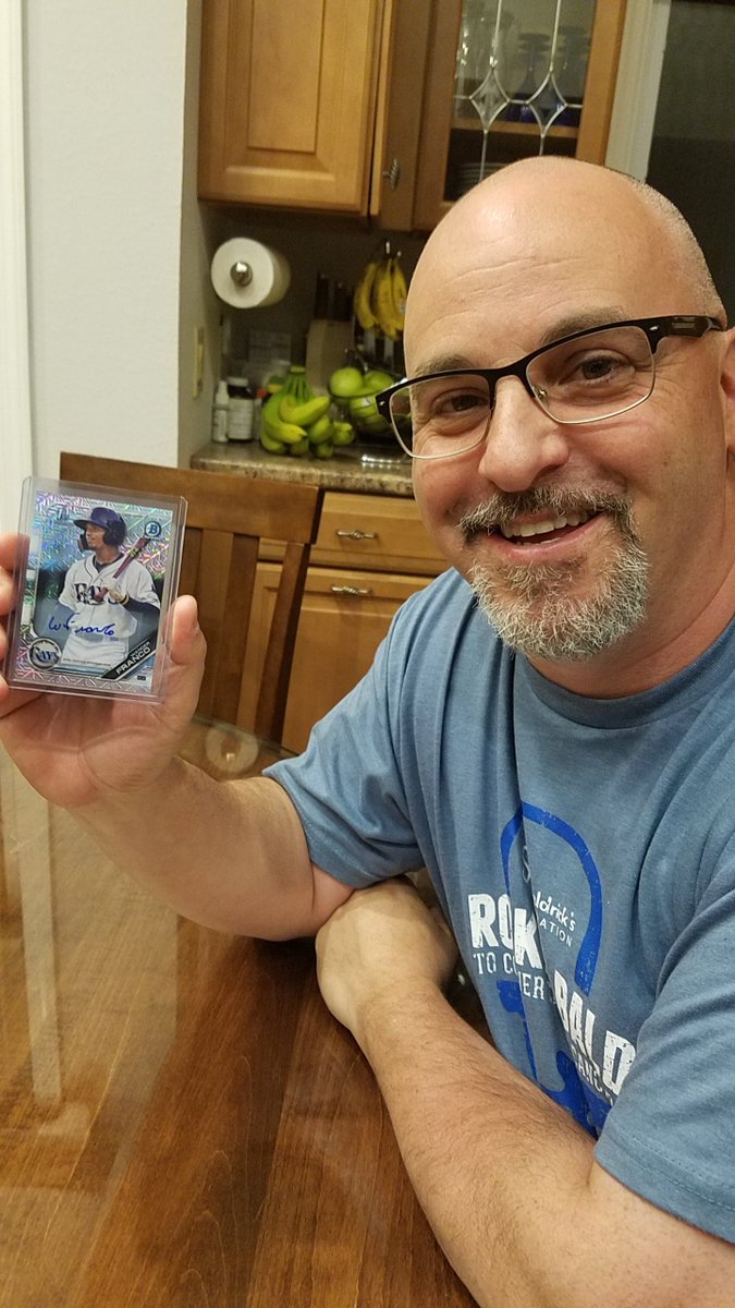 Scotty_Ballgame's tweet photo. One year ago today. Ah yes. My incredible mega box pull. Franco image variation auto /25. And to think that if 2020 Bowman was released on time last month, we would have likely been finding new megas this week. #Rays #collect #thehobby #WandersWorld @WatchTheBreaks @SHOWYOURHITS https://t.co/eH8HCn6IUO