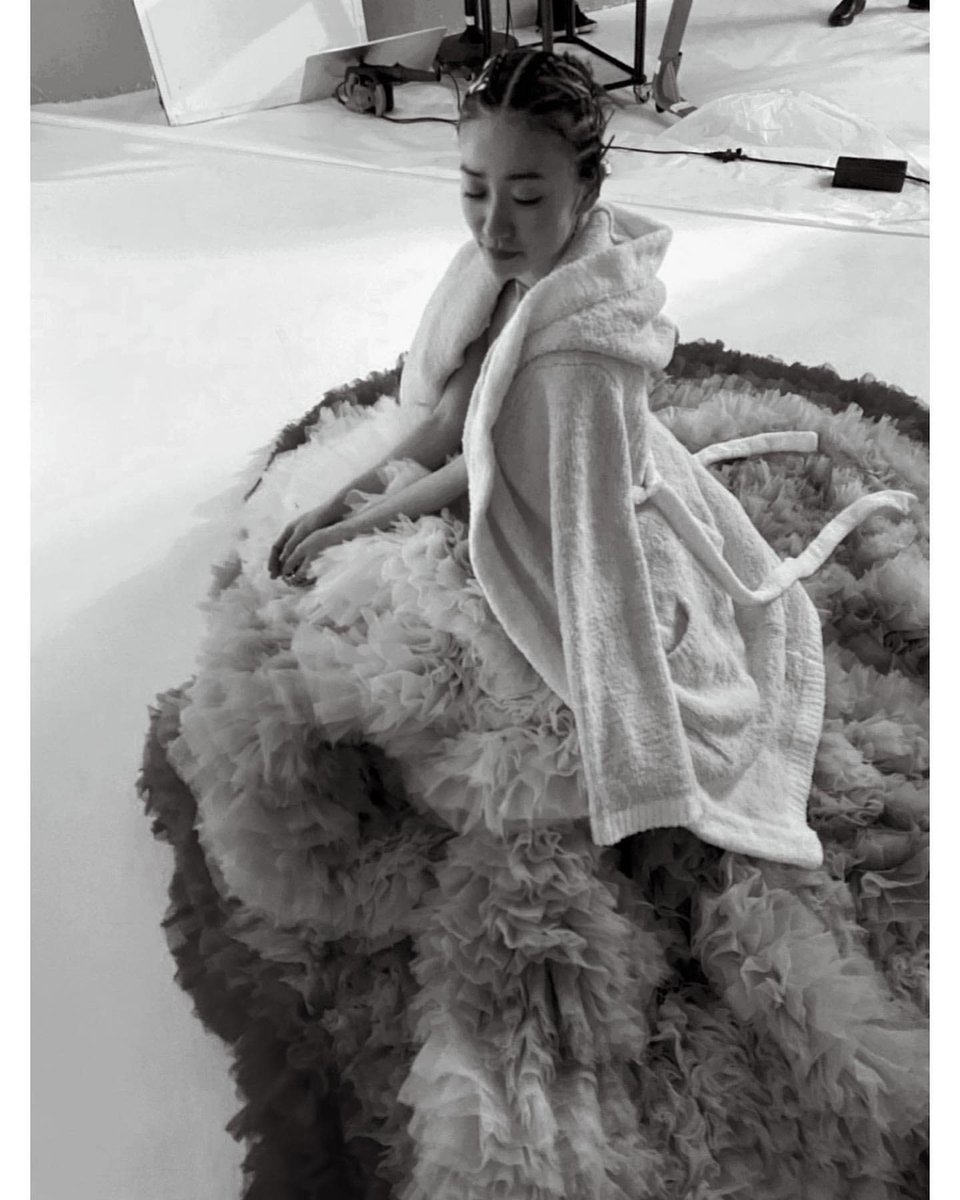 EYL5UiXU0AA74M-?format=jpg