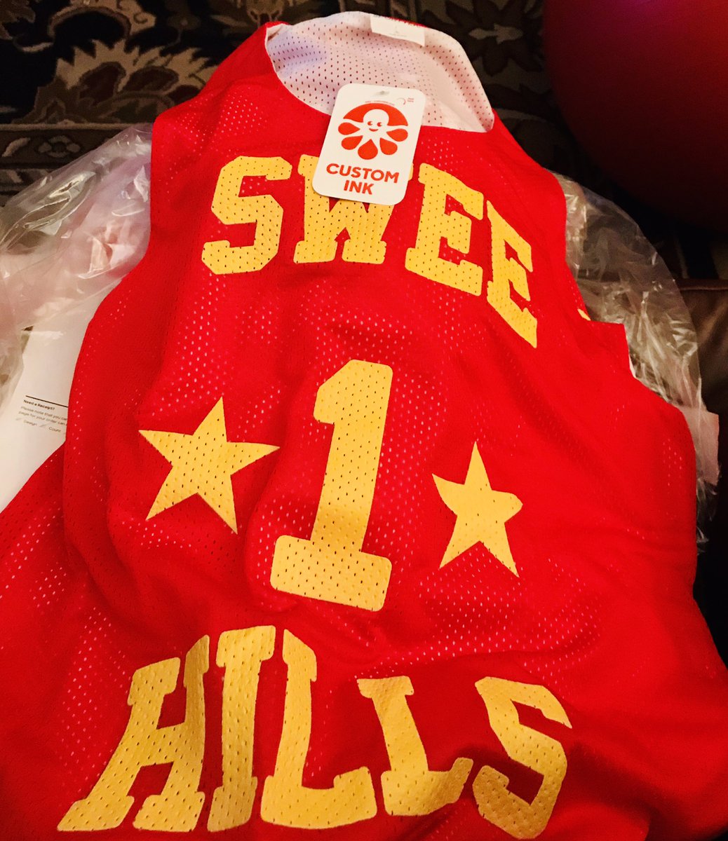 PIGorDIE's tweet photo. New Jersey 🏀💛@customink https://t.co/CjuffU7m7z