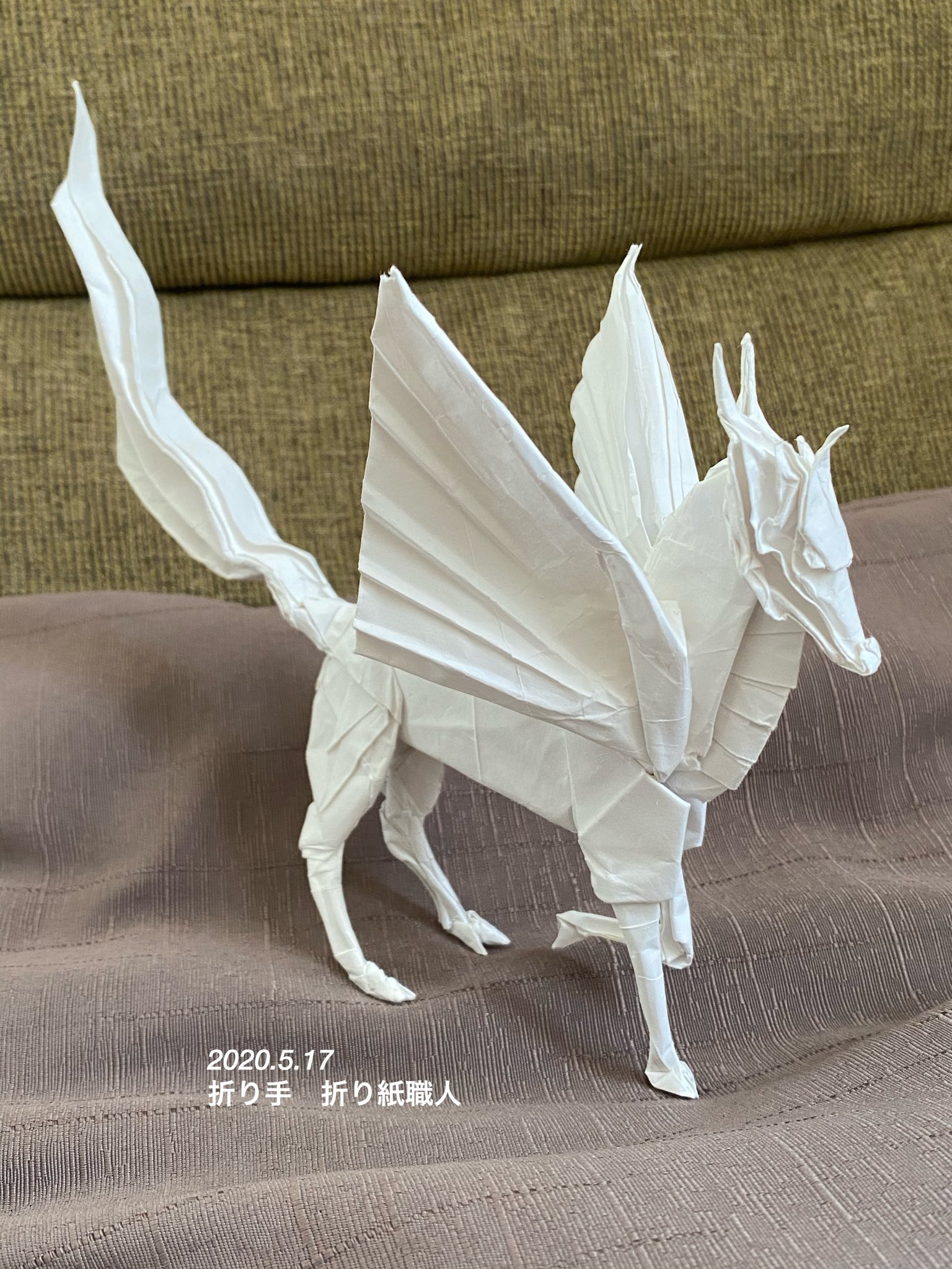 O Xrhsths 折り紙職人 Sto Twitter 神谷哲史さんの 有翼の麒麟 Winged Qilin Kamiya Satoshi ダイソーの薄手上質紙54 使用 さすがに3回目なので 仕上げにこだわってみました いろんな方の作品を参考にしましたが 皆さん上手すぎる 複雑な作品ほど