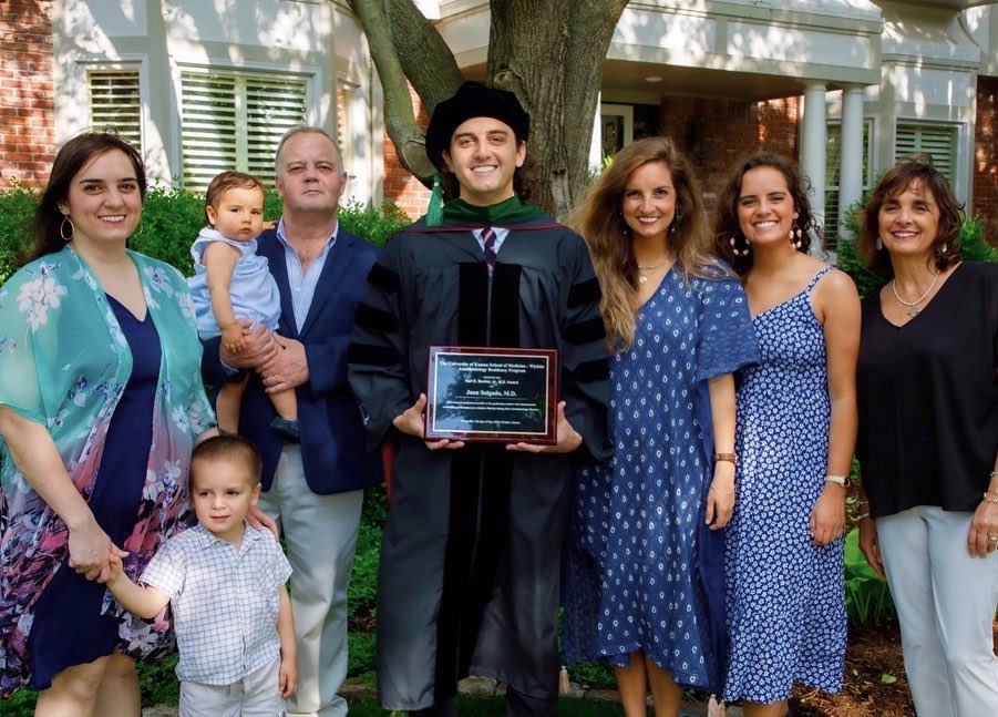 soli_salgado's tweet image. happy shouldve-been-Graduation Day to Juan Salgado, MD! we owe you a rager, doc 🍻