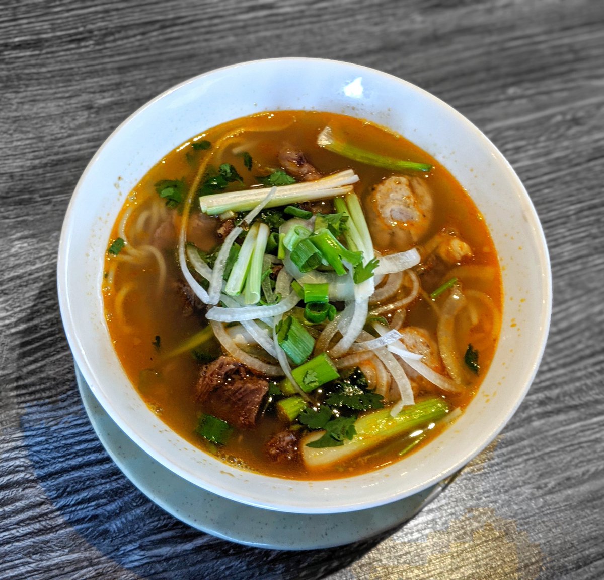 hueoi's tweet photo. We refuse to cut corners so that you can enjoy the most AUTHENTIC dining experience possible 🙌😋
📍Hue Oi
Fountain Valley, CA
📍Pho Hue Oi
Redondo Beach, CA
https://t.co/f5uKWPl0mL
#HueOi #BunBo #BunBoHue #vietnamesefood #YelpLA #YelpOC #dailyfoodfeed #eater #OneSoCal https://t.co/noURZVNtcc