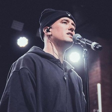 ETRNALTZU's tweet photo. Nombre: Logan Henderson
Nombre Artístico: Logan
Posición: Main Dancer, Main Rapper, Sub Vocalist https://t.co/hKBgfFGzAy
