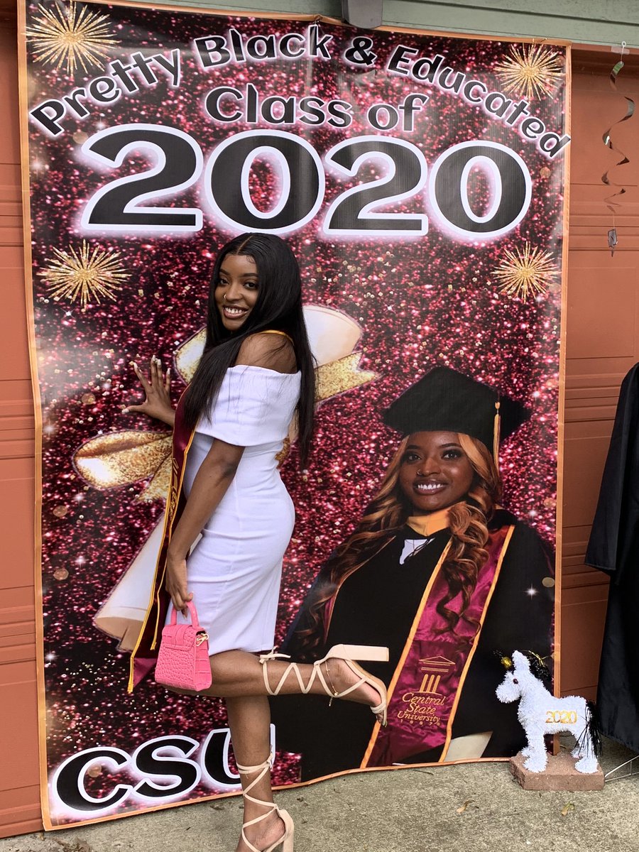 MarcellaNiccole's tweet photo. Issa College Graduate 🥳❤️ https://t.co/IId4tnPKFA