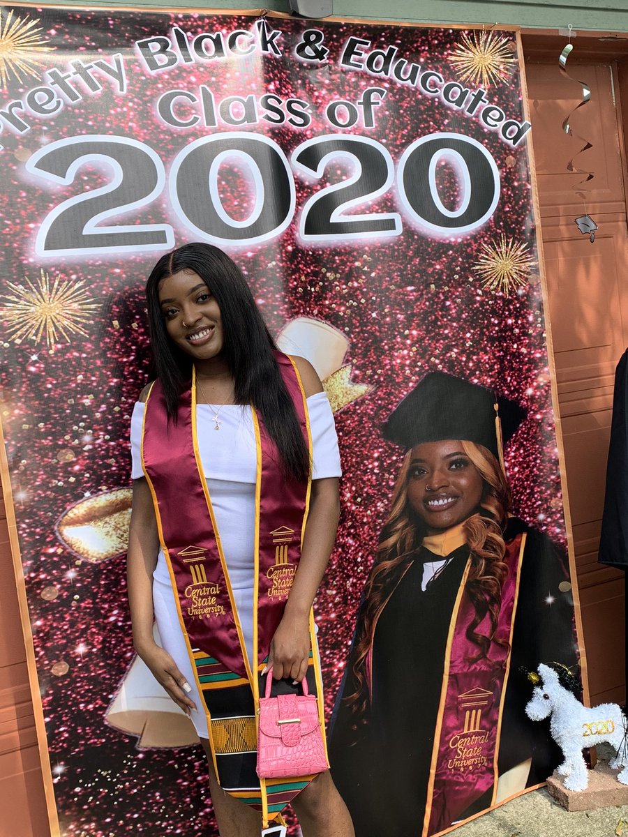 MarcellaNiccole's tweet photo. Issa College Graduate 🥳❤️ https://t.co/IId4tnPKFA