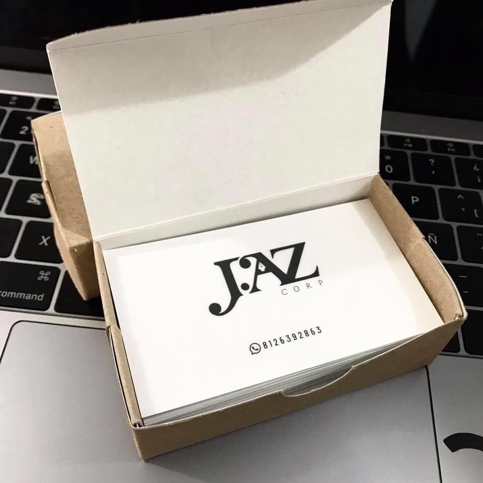 jazcorpmx's tweet photo. TARJETAS DE PRESENTACIÓN 🖋
Laminado mate y brillante en varios calibres #Tarjetas #Laminado #Diseño  estamos a sus ordenes. https://t.co/QjfKeY1u2q