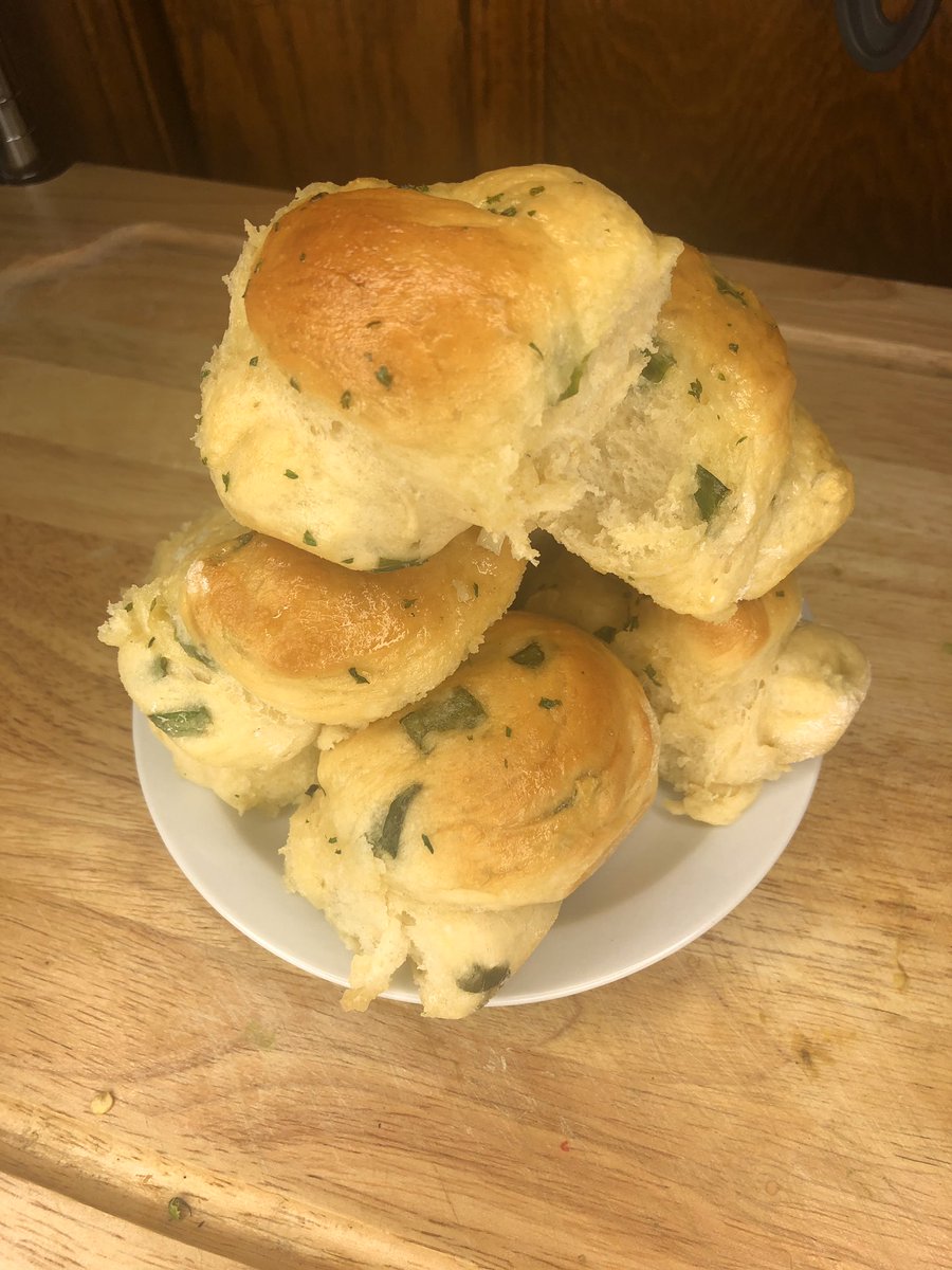 gladiam_me's tweet photo. 😎 bruh infused garlic knots #cannabiscommunity #cannabutter #cannabis #gladihavecannabis #cbd #cbdcommunity #thc #stoner #thccommunity #stonercommunity #weed #weedcommunity  #weloveweed #ediables #maryjane #hemp #hempflower  #cannabisindustry #cannabishealth #legalizemarijuana https://t.co/pjif2fywfd