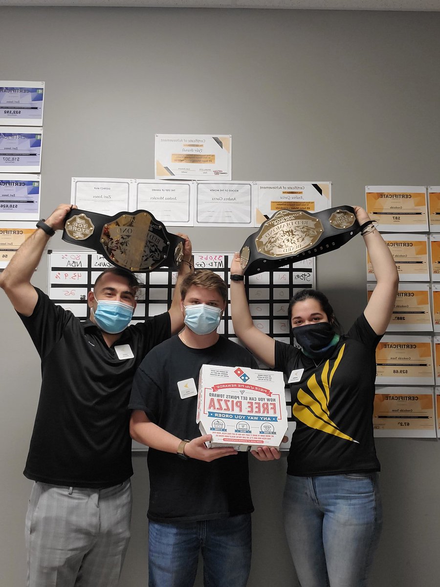 AndreaGurzaCS's tweet photo. Creekside killing it today!!
New acts = Free pizza🤑🍕
Thanks @AlyCSNationATX https://t.co/hSr05yYGzj