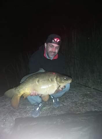steven_hendren's tweet photo. Buzzin..13 1/2lbs of mr carp https://t.co/FGNxgCqKph