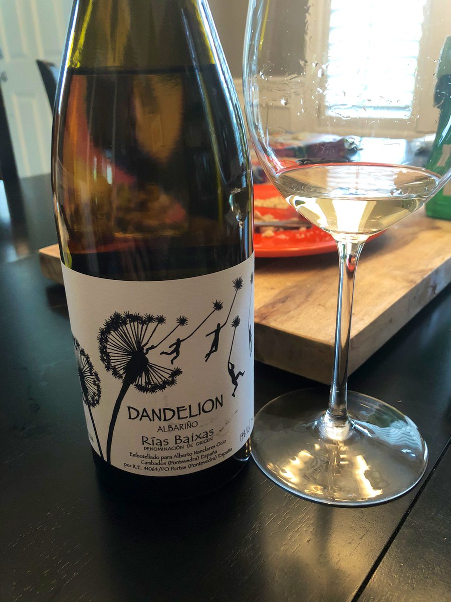 About Damn Wine tweet media