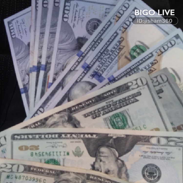Bruza_British's tweet photo. Come and see 👑 😂NACHO😂🩸's LIVE in #BIGOLIVE: #chat 👑 🩸 FORGIVE ME👑 🩸  
https://t.co/9HgISDXxVB https://t.co/mpjs309eLb