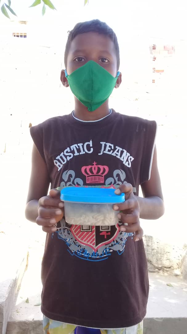 apriepne's tweet photo. Hoy como hacemos todos los sábados el equipo de @apriepne entregó más de 60 comidas a los pequeños del sector Las Casitas de Pampatar, es una obra de amor que hacemos gracias a nuestros colaboradores. https://t.co/YI5v0UKfYk