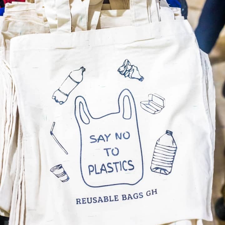 Reusablebagsgh's tweet photo. Quality, Affordable and Environmental friendly Reusable shopping bags available. DM or call us on 0240911141 or 0279093855.
#own_a_tote_bag #gift_bag #plastic_free_packaging #sustainable_environment #say_no_to_plastics #save_motherearth #reuse #reduce #recycle #minimalist https://t.co/oNe91CCGLX