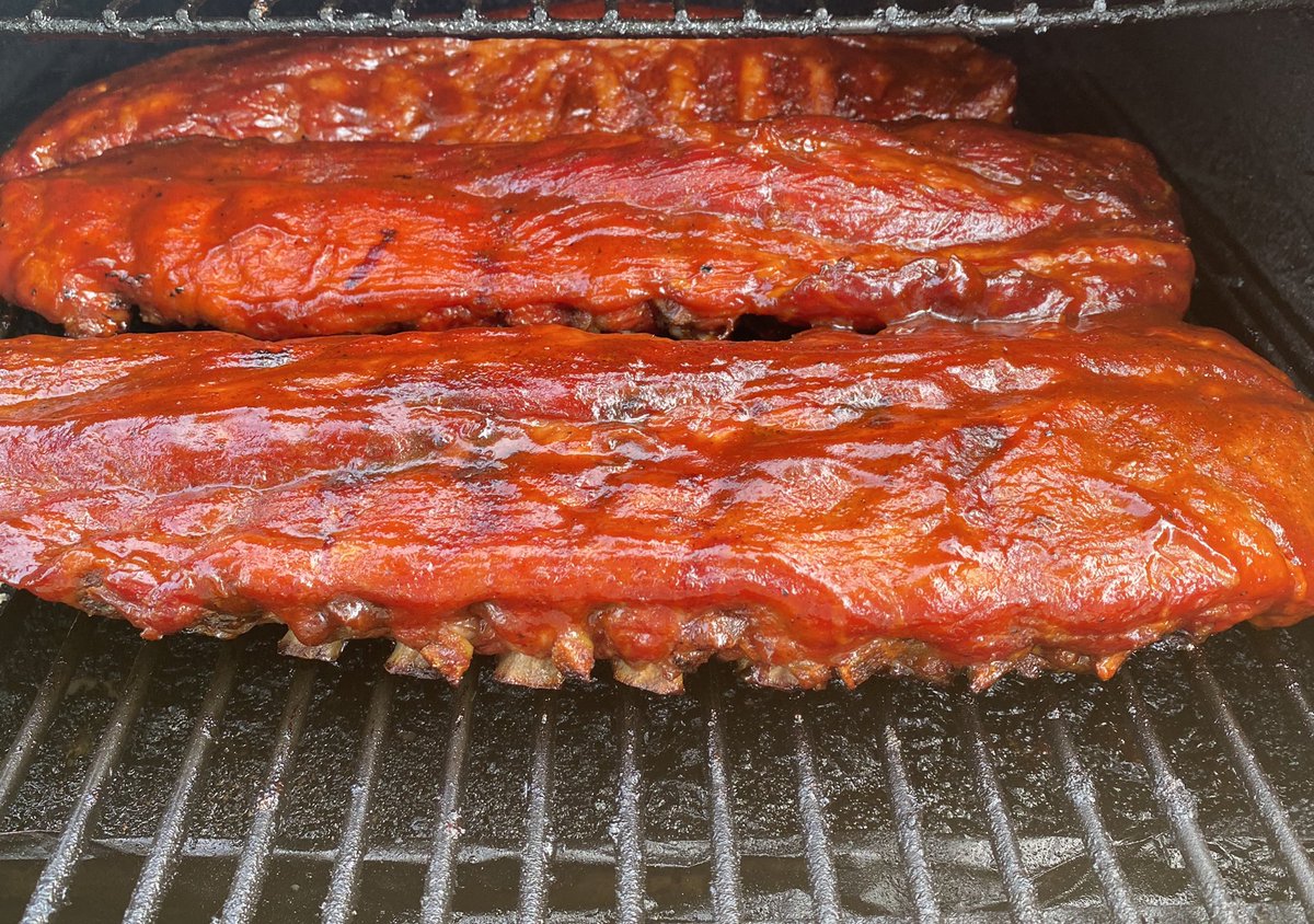 pat5150's tweet photo. Ribs, but also made long hots stuffed with Italian sausage and sharp provolone, hot dogs and burgers. #TraegerDay https://t.co/WrVRl9SKG5