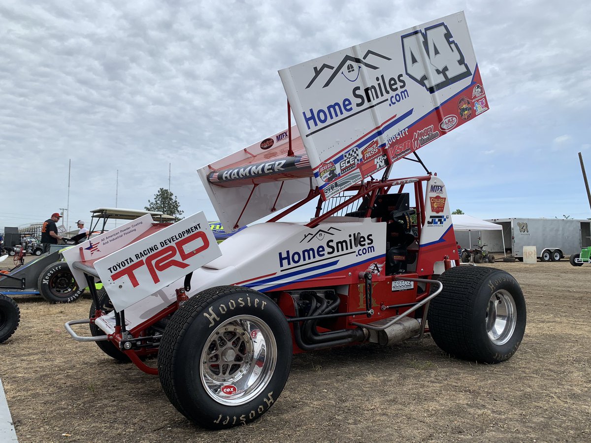 Unloaded and ready to race tonight with the Cox Racing Wing Sprint Car! #TeamToyota 
<a href="/ToyotaRacing/">ToyotaRacingusa2</a> | <a href="/Home_Smiles/">HomeSmiles</a>