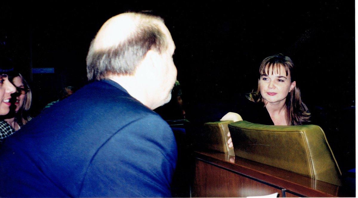 Behindthecrimescene Behind The Crime Scene Podcast Host Tracy Miller Gets Advice From Lead Prosecutor Bill Hodgman During The O J Simpson Trial Of The Century Listen To What Still Haunts Bill