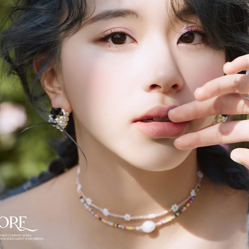 Twice_PY's tweet photo. #Imagen[14.05.20]🍭
"MORE &amp; MORE" CONCEPT PHOTO CHAEYOUNG❤️✨
.
.
.
.
.
#CHAEYOUNG #ONCE #ONCEPY #NAYEONPY #ONCESALUDOS #TWICEPY #TWICE #FeelSpecial #TRACKLIST https://t.co/I2eVvxFa3A