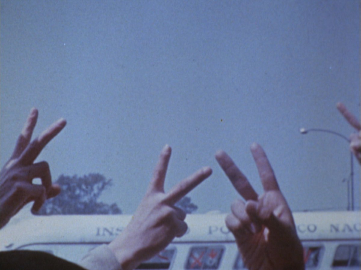 Le Fond de l'Air est Rouge - Chris Marker (1977)