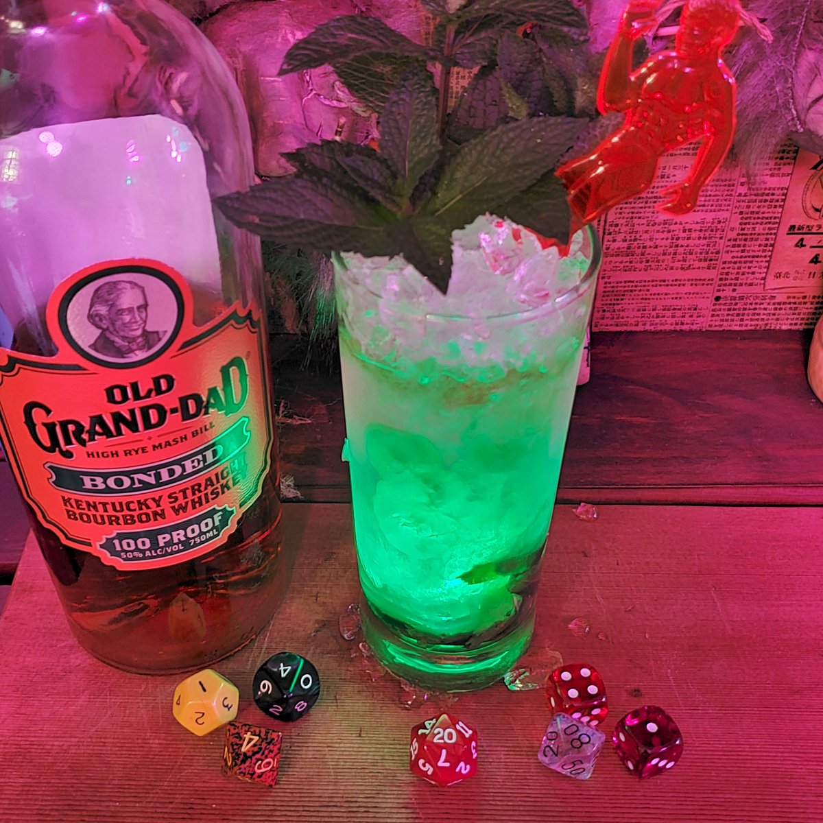 corduroyandgin's tweet photo. The Perfect Mint Julep, as green as a goblin's buttocks and made with a drop of sunshine.
I've been listening to a lot of @DungeonDrag recently, and when there was a cocktail mentioned, I knew I had to make it. #queensofadventure #podcastcocktails https://t.co/fRPL4SYt7a