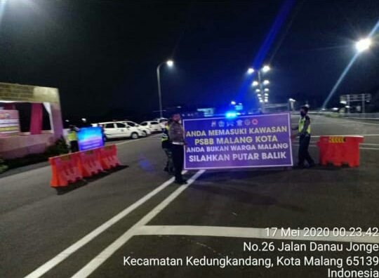 Bismillah.... PSBB Malang Raya dimulai hari ini sd14 hari kedepan... selamat berhari raya di rumah saja..😆